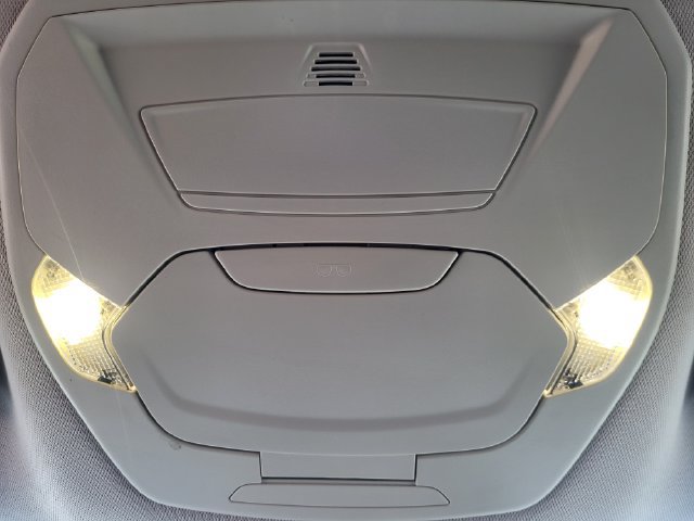Used 2017 Ford Escape SE w/ Equipment Group 201A AWD/4WD image 22