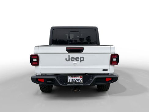 Used 2020 Jeep Gladiator Overland image 4