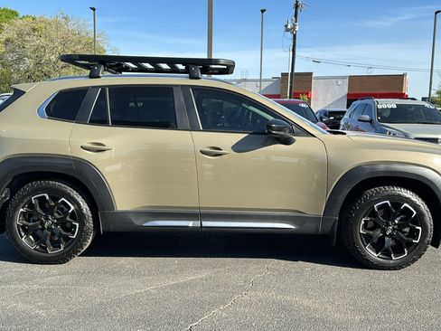 Certified 2025 MAZDA CX-50 Meridian Edition w/ Apex Package image 9