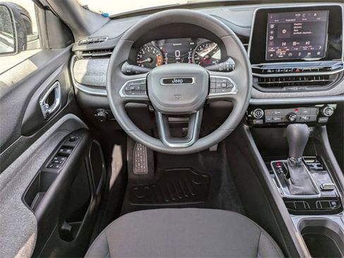 New 2025 Jeep Compass Sport image 16