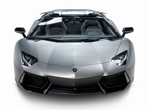 Used 2017 Lamborghini Aventador LP 700-4 image 6