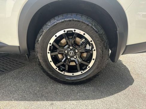 Used 2024 Nissan Pathfinder Rock Creek AWD/4WD image 33