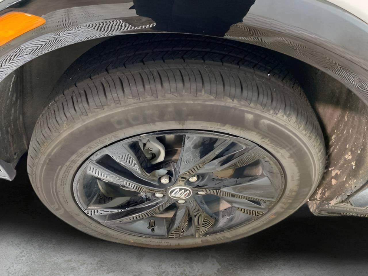 Certified 2024 Buick Encore GX Sport Touring AWD/4WD image 14