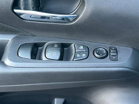 Used 2023 Nissan Kicks SV FWD image 22