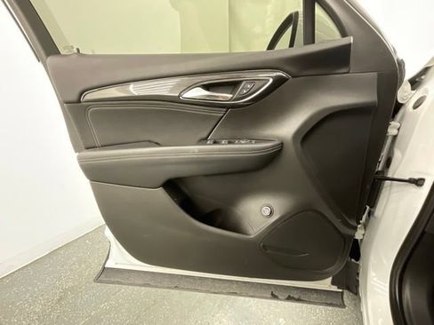 Used 2023 Buick Envision Preferred FWD image 9