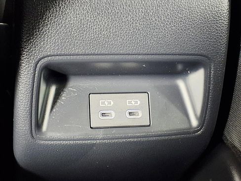 Used 2023 Toyota Corolla LE image 13