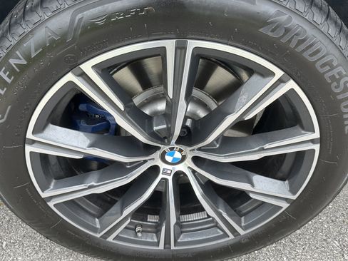 Used 2025 BMW X5 M60i image 13