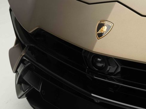 Used 2024 Lamborghini Urus Performante image 44