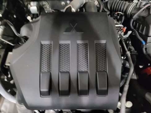 Used 2022 Mitsubishi Eclipse Cross SE image 30