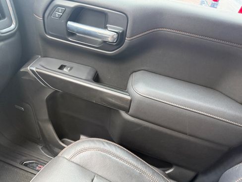 Used 2022 GMC Sierra 1500 AT4 w/ AT4 Premium Package AWD/4WD image 16