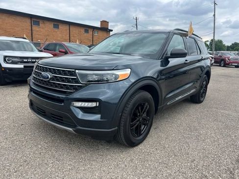 Certified 2024 Ford Explorer XLT w/ Equipment Group 202A AWD/4WD image 29
