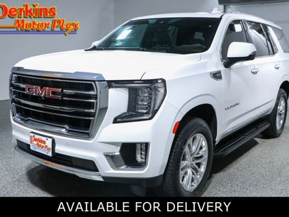 Used 2023 GMC Yukon SLT w/ SLT Premium Package