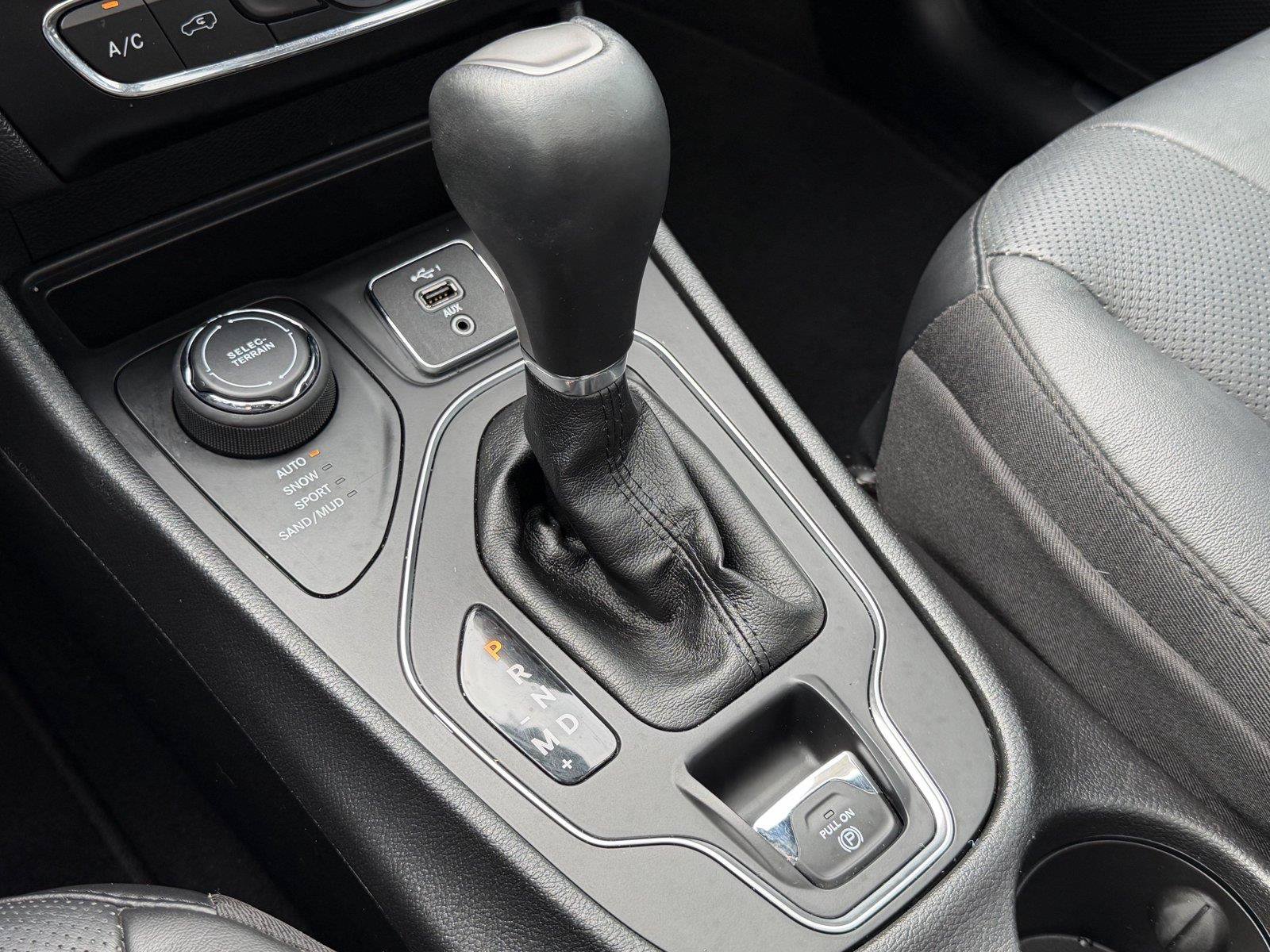 Used 2020 Jeep Cherokee High Altitude AWD/4WD image 26