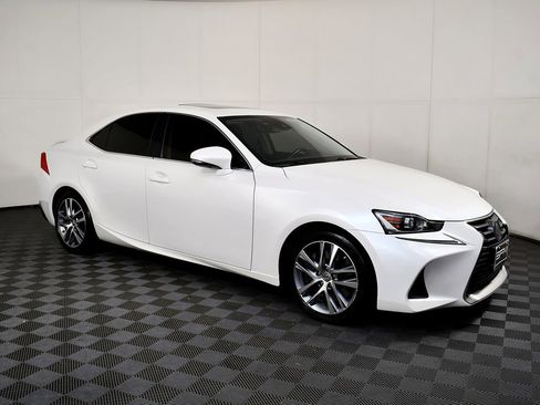 Used 2020 Lexus IS 300 image 6