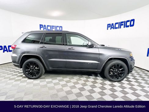 Used 2018 Jeep Grand Cherokee Altitude image 9