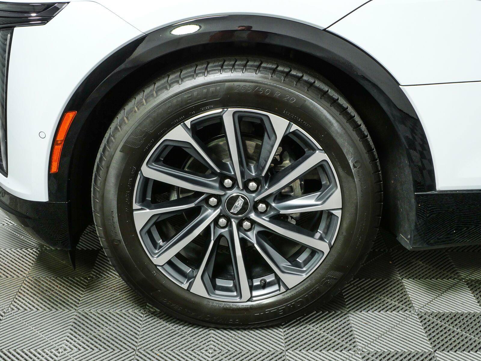 Used 2026 Cadillac Lyriq Sport RWD image 40