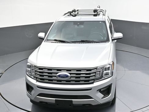 Used 2018 Ford Expedition Max XLT w/ Equipment Group 202A image 49