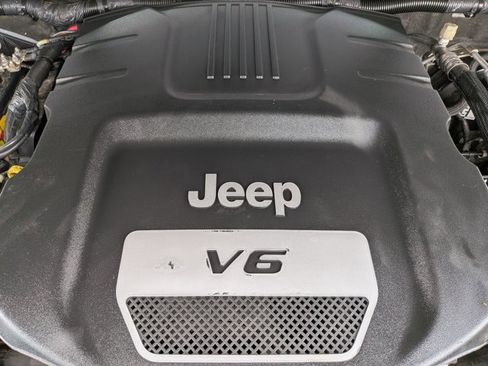 Used 2016 Jeep Wrangler Unlimited Sahara w/ Mopar Chrome Edition Group image 23