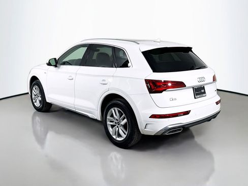 Certified 2023 Audi Q5 2.0T Premium w/ Convenience Package image 3
