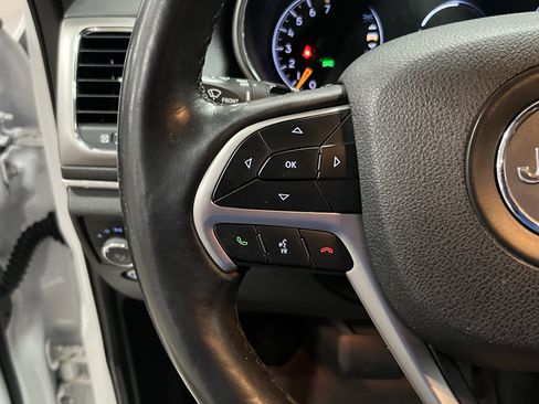 Used 2018 Jeep Grand Cherokee Limited w/ Luxury Group II AWD/4WD image 21