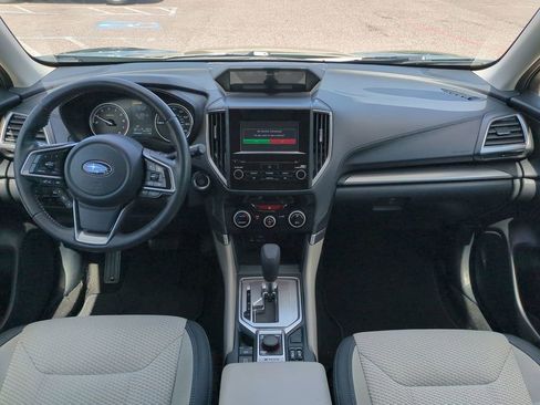 Used 2020 Subaru Forester Premium image 18