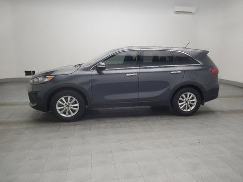 Used 2020 Kia Sorento LX FWD image 2