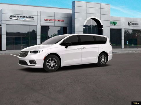 New 2026 Chrysler Pacifica Select FWD image 2