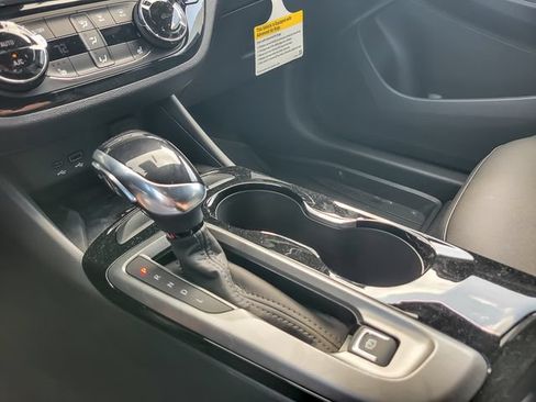 New 2026 Buick Envista Sport Touring w/ Convenience I Package FWD image 17