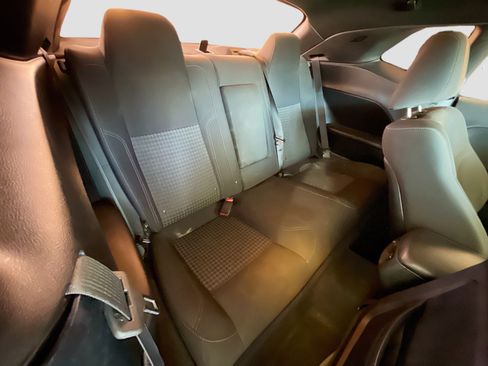 Used 2019 Dodge Challenger SXT RWD image 16