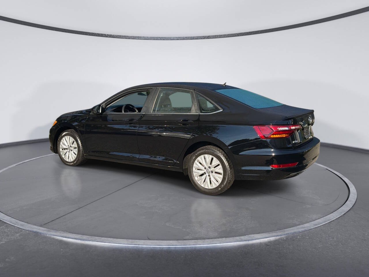 Used 2019 Volkswagen Jetta S FWD image 3