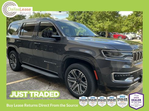 Used 2022 Jeep Wagoneer Series III w/ Convenience Group I AWD/4WD image 1