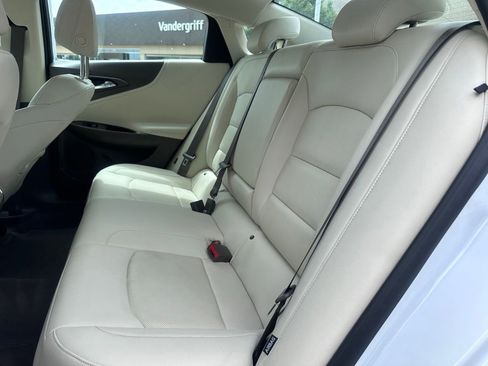 Used 2024 Chevrolet Malibu LT FWD image 17