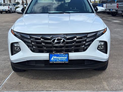 Used 2022 Hyundai Tucson SEL AWD/4WD image 2