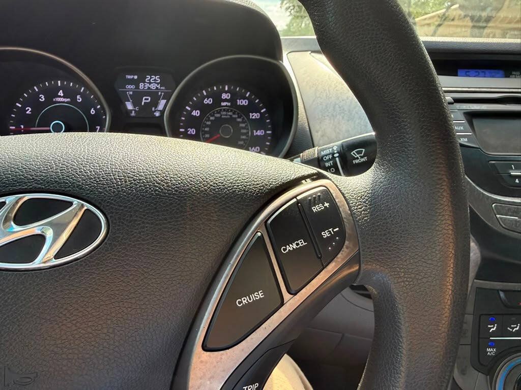 Used 2013 Hyundai Elantra GLS w/ Preferred Pkg FWD image 21