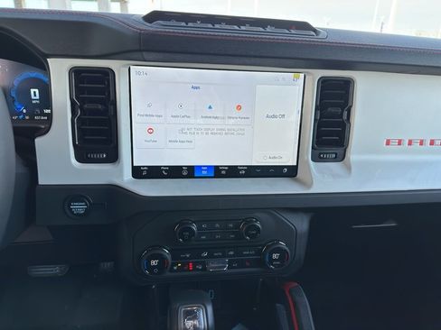 Used 2025 Ford Bronco Stroppe Edition image 18