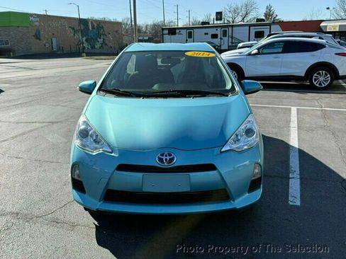 Used 2014 Toyota Prius C Two image 4