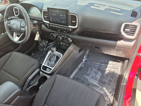 Used 2023 Hyundai Venue SE w/ Cargo Package FWD image 27
