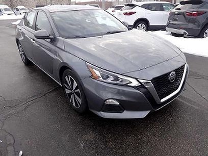 Used 2022 Nissan Altima 2.5 SV