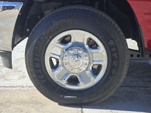 New 2026 RAM 2500 Tradesman AWD/4WD image 10