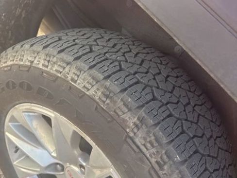 Used 2023 GMC Sierra 1500 SLT w/ SLT Premium Package image 13