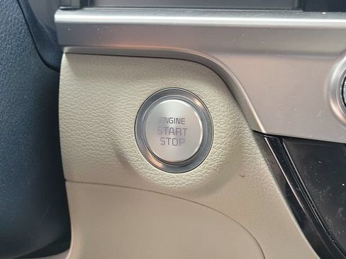 Certified 2024 Kia Telluride EX FWD image 30