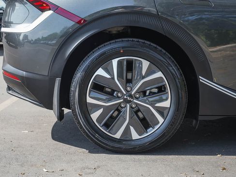 Used 2023 Kia EV6 Light RWD image 8