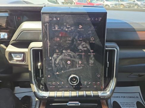 Used 2026 GMC Yukon XL Denali w/ Advanced Technology Package AWD/4WD image 24