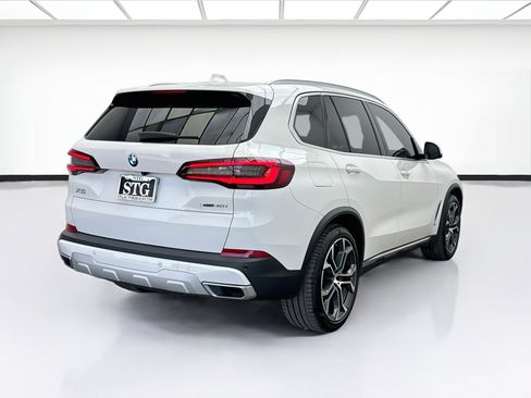 Used 2022 BMW X5 xDrive40i AWD/4WD image 4