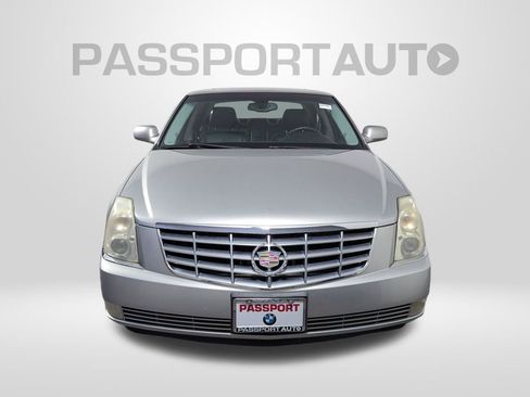 Used 2008 Cadillac DTS w/ Sun And Navigation Package image 9