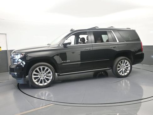 Used 2019 Chevrolet Tahoe Premier w/ Premier Plus Edition RWD image 2