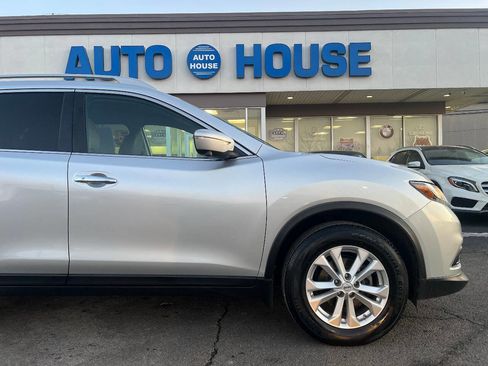 Used 2014 Nissan Rogue SV w/ SV Premium Package image 37