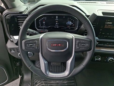 Used 2024 GMC Sierra 1500 Elevation image 16