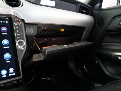 Used 2017 Ford Mustang GT Premium image 40