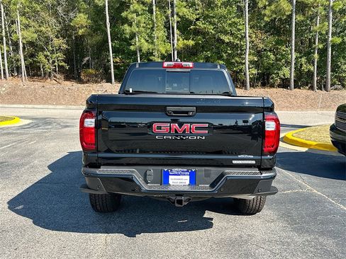 New 2026 GMC Canyon Elevation w/ Convenience Package image 15
